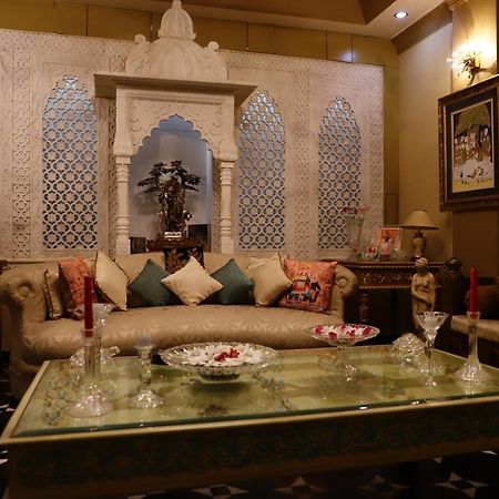 Aura Homestay Royal Villa Jaipur Eksteriør billede