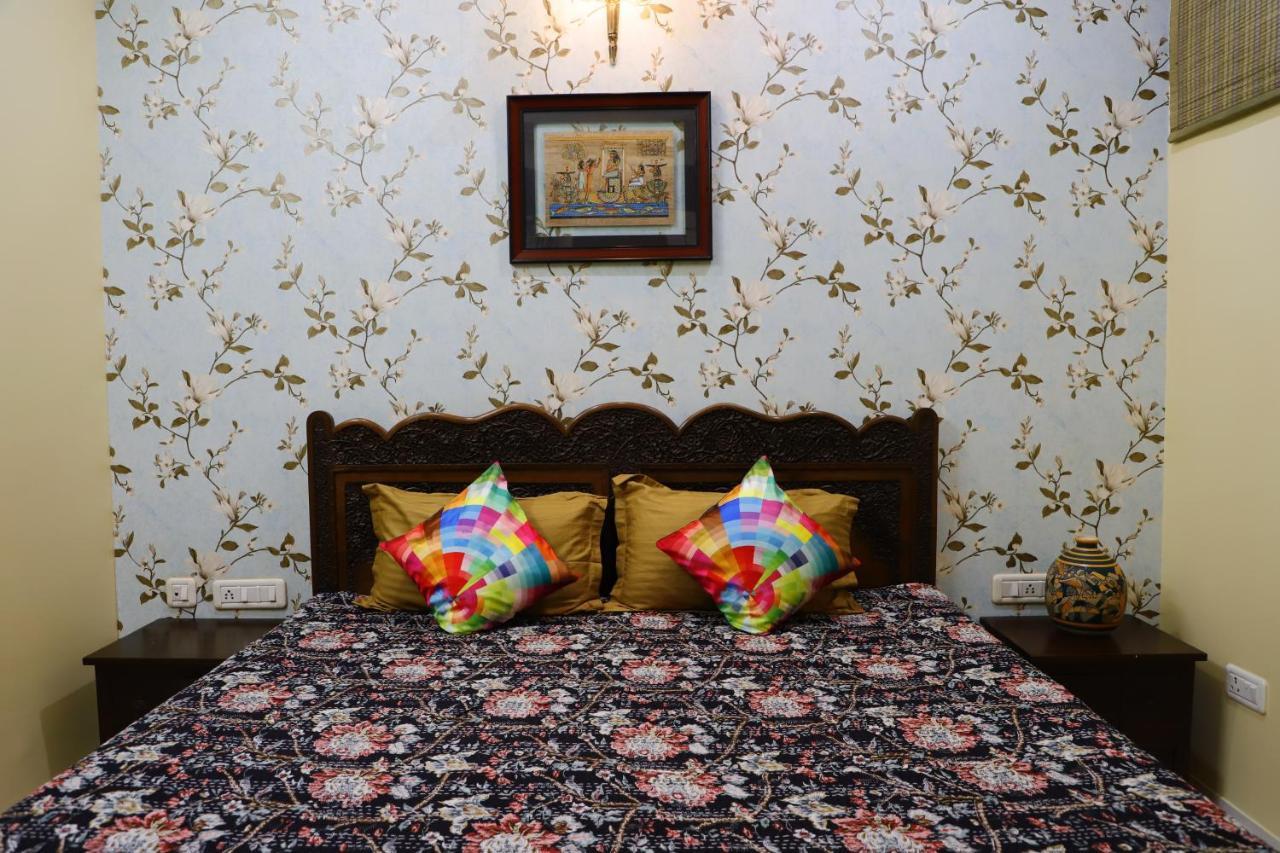 Aura Homestay Royal Villa Jaipur Eksteriør billede