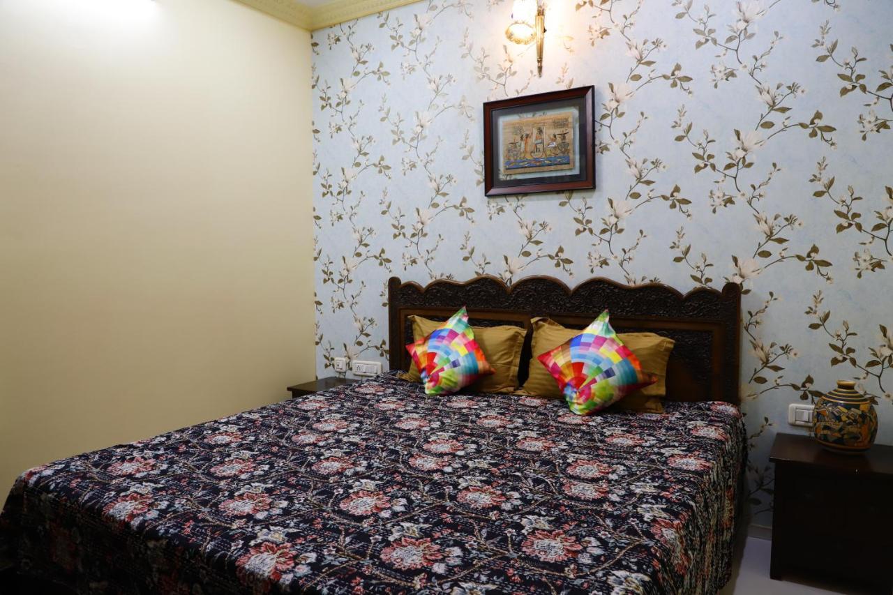 Aura Homestay Royal Villa Jaipur Eksteriør billede